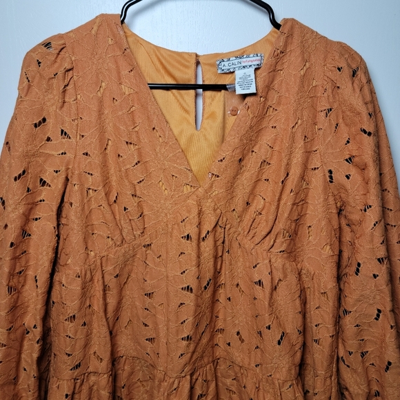 Flying Tomato Floral Eyelet Mini Dress | Elegant Dress | Size Small - Picture 3 of 7